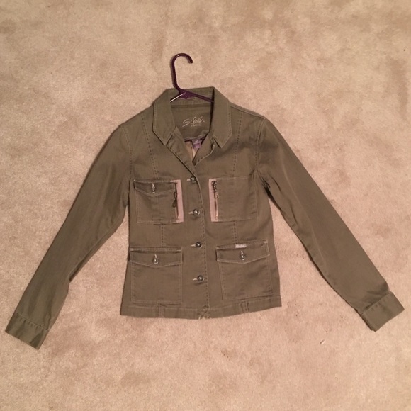 Women’s muted green Silver jean jacket - Picture 2 of 3